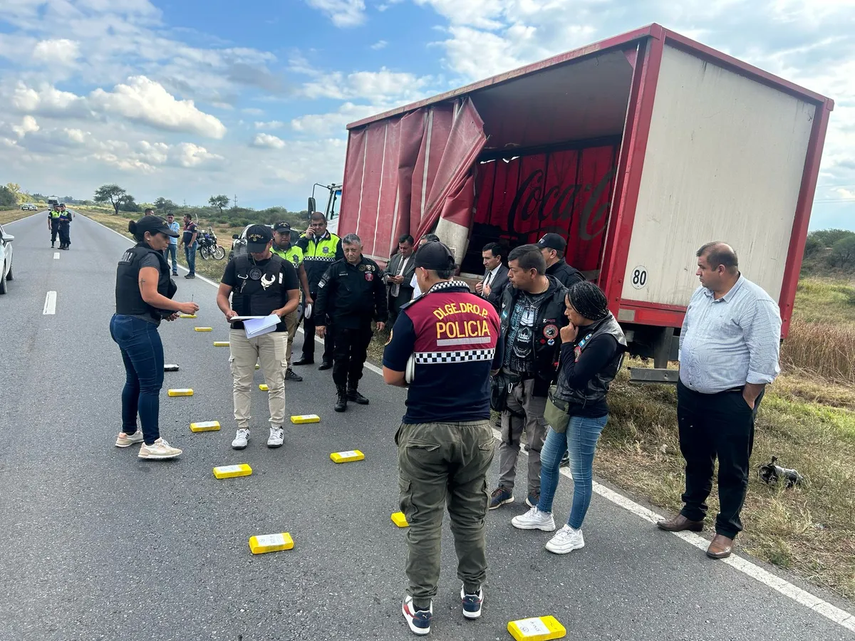 La policía secuestró 21 kilos de cocaína en la Ruta 9