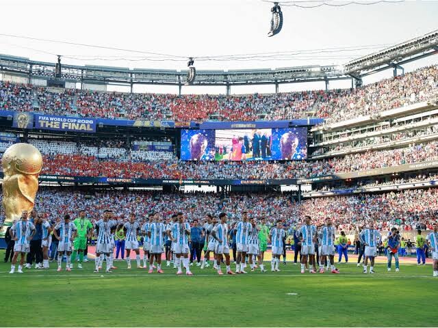 El gesto de deportividad de Argentina en la premiación de España que marcó la diferencia