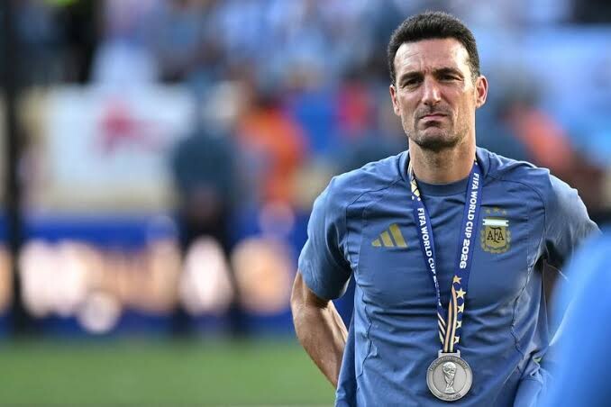 Scaloni comenzó a negociar para renovar su vínculo con la Selección