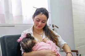 Para el mes de la Lactancia el muncipio de Santa Lucia organizo dos charlas importantes dirigidas a embarazadas, mamás en etapa de lactancia y público en general.