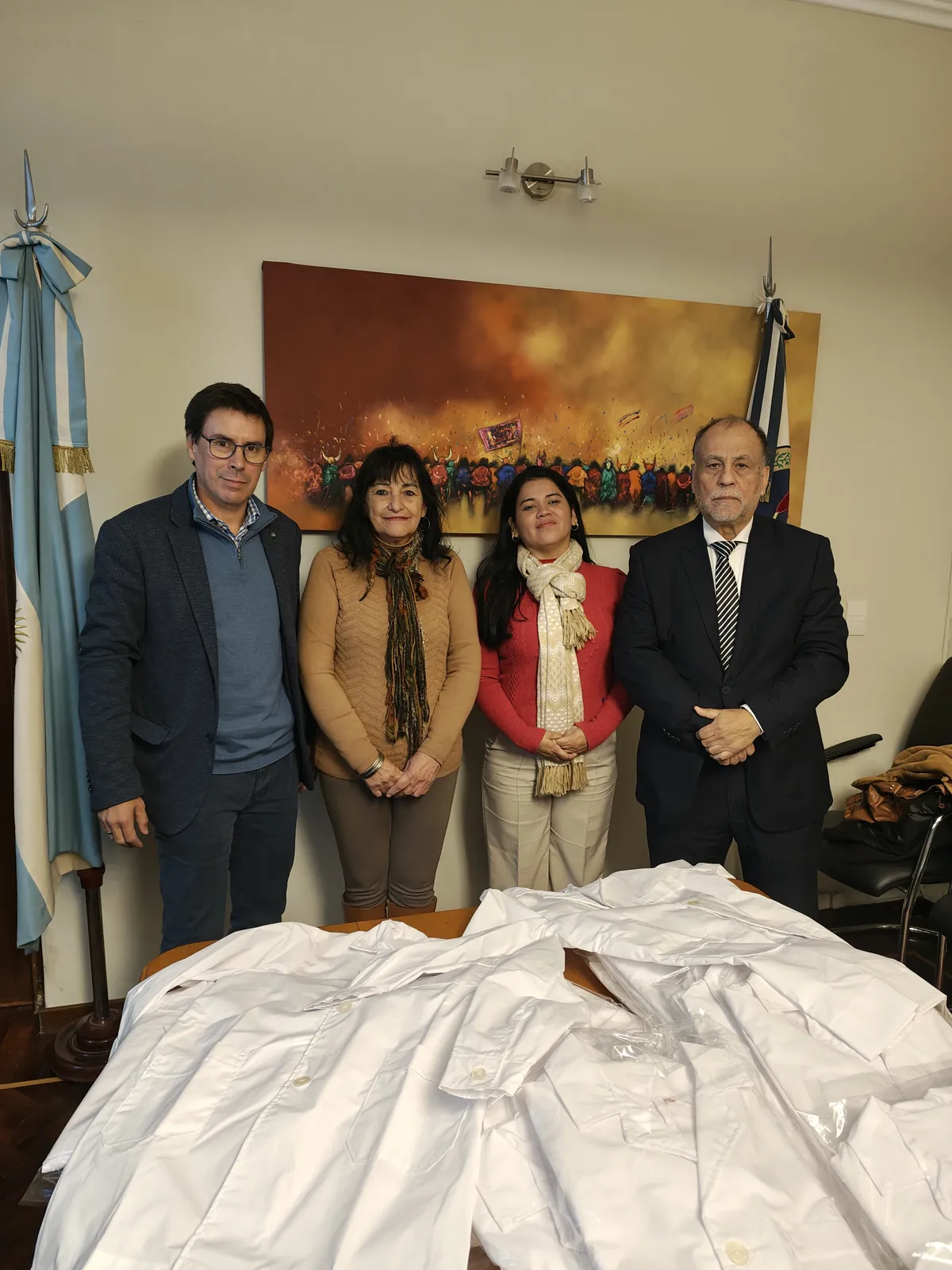 El Gobierno de Jujuy realizó entrega de guardapolvos escolares para El Talar