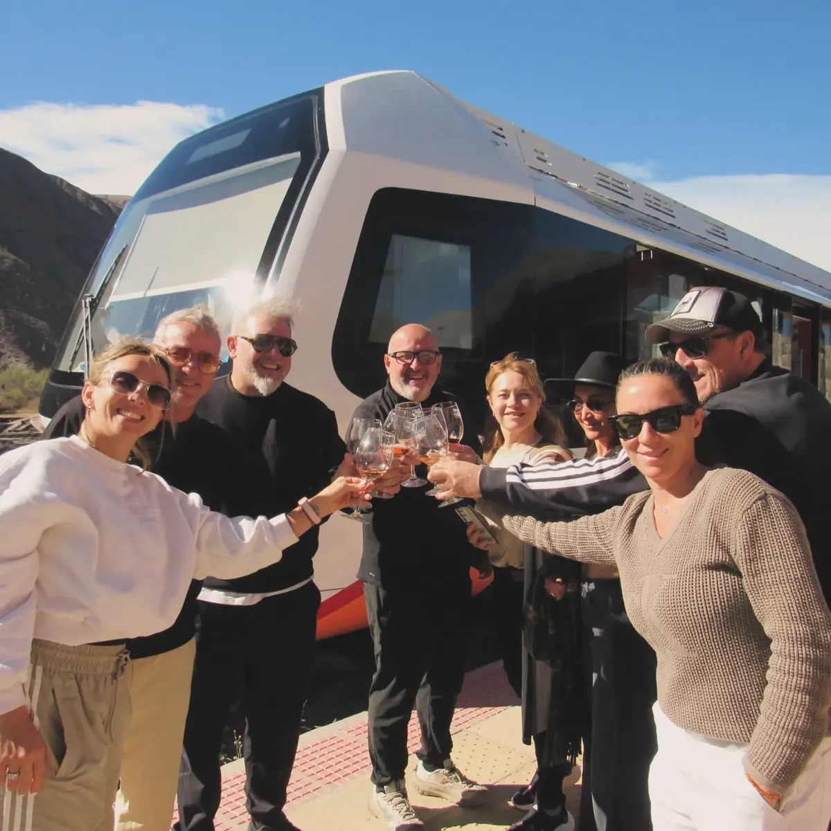 La experiencia enoturística del Tren Solar tuvo su segunda salida con gran éxito