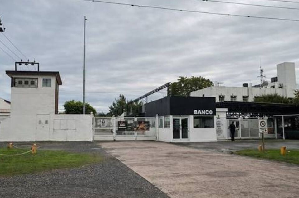 De 500 obreros a menos de 50: el trasfondo del cierre de la planta de producción en Santo Tomé