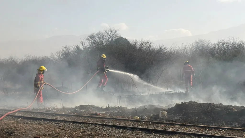 incendio-zona-sur-16-de-julio-g-1024x576.webp