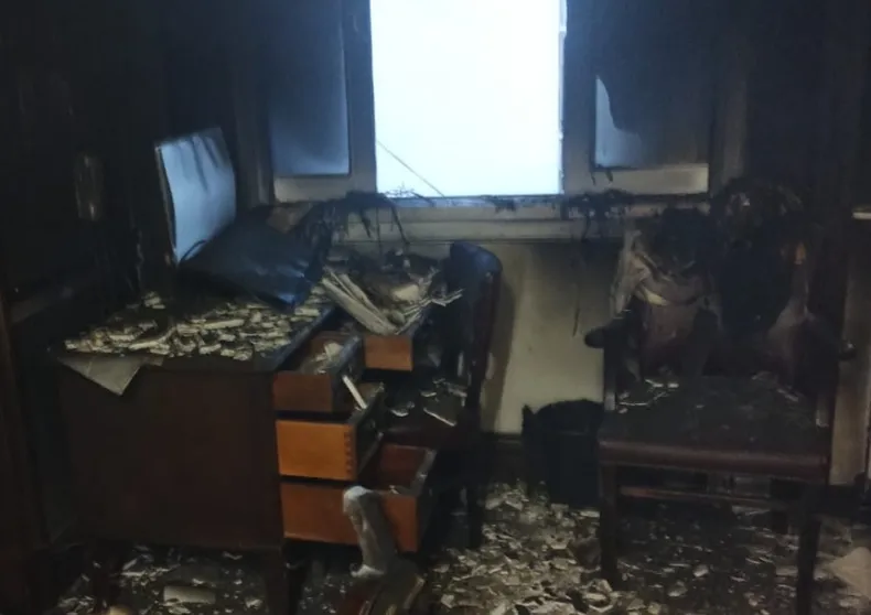 incendio.png INCENDIO EN EL SENADO: SEIS EMPLEADOS AFECTADOS POR INHALACIÓN DE MONÓXIDO