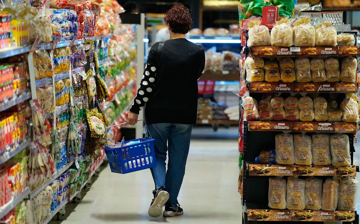 Una familia de cuatro integrantes necesitó más de $1.564.000 en julio para no caer bajo la línea de pobreza