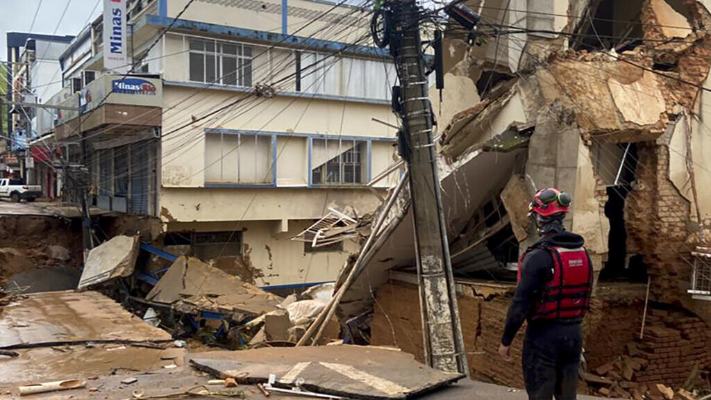 inundación minas gerais.jpg Temporal en Minas Gerais: 20 muertos y decenas de desaparecidos