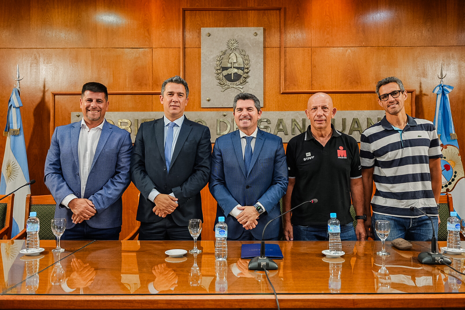 Encabezado por el gobernador de la provincia de San Juan, Marcelo Orrego, quien estuvo acompañado por el secretario de Deporte, Pablo Tabachnik, se llevó a cabo la presentación oficial del Ironman 70.3 edición 2025