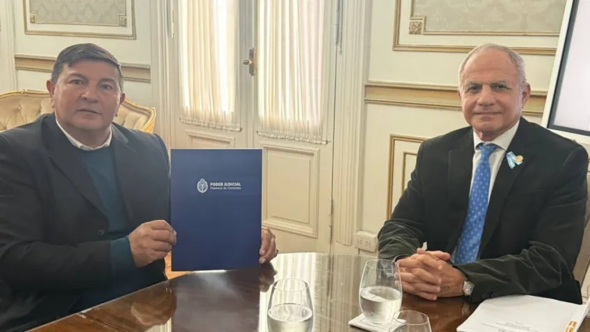 isla apipe-poder judicial.webp Convenio entre el Poder Judicial y la Municipalidad de Isla Apipé Grande para impulsar capacitaciones y acciones conjuntas