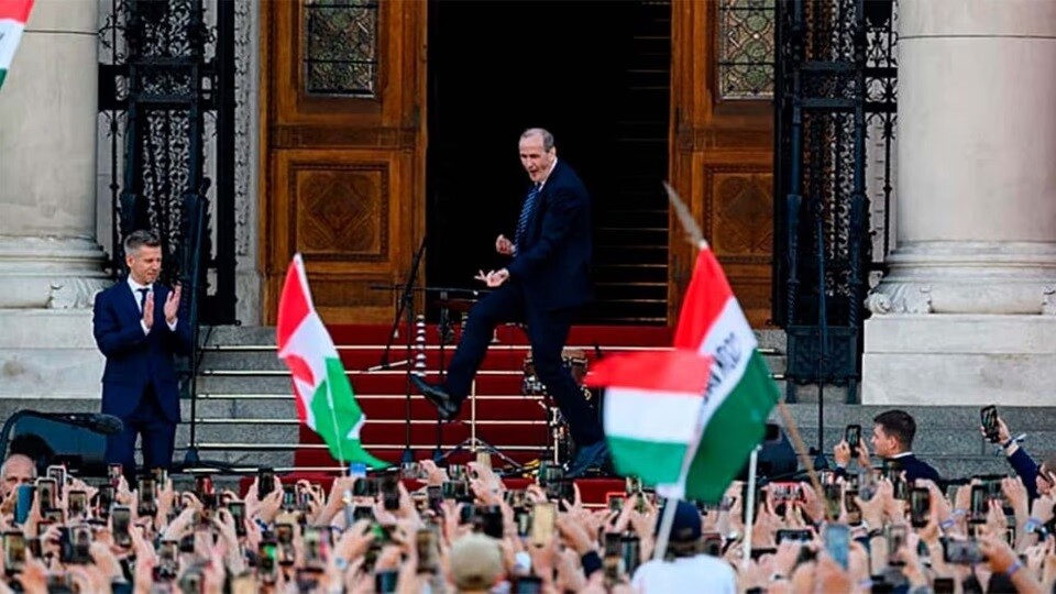 j.jpg El particular baile del futuro ministro de Salud de Hungría que se robó la escena en la asunción de Péter Magyar