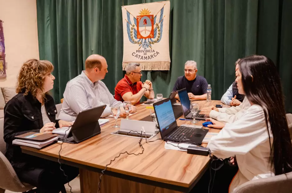 Jalil confirmó aumento de $100.000 para becas Catamarca Incluye y Arraigo