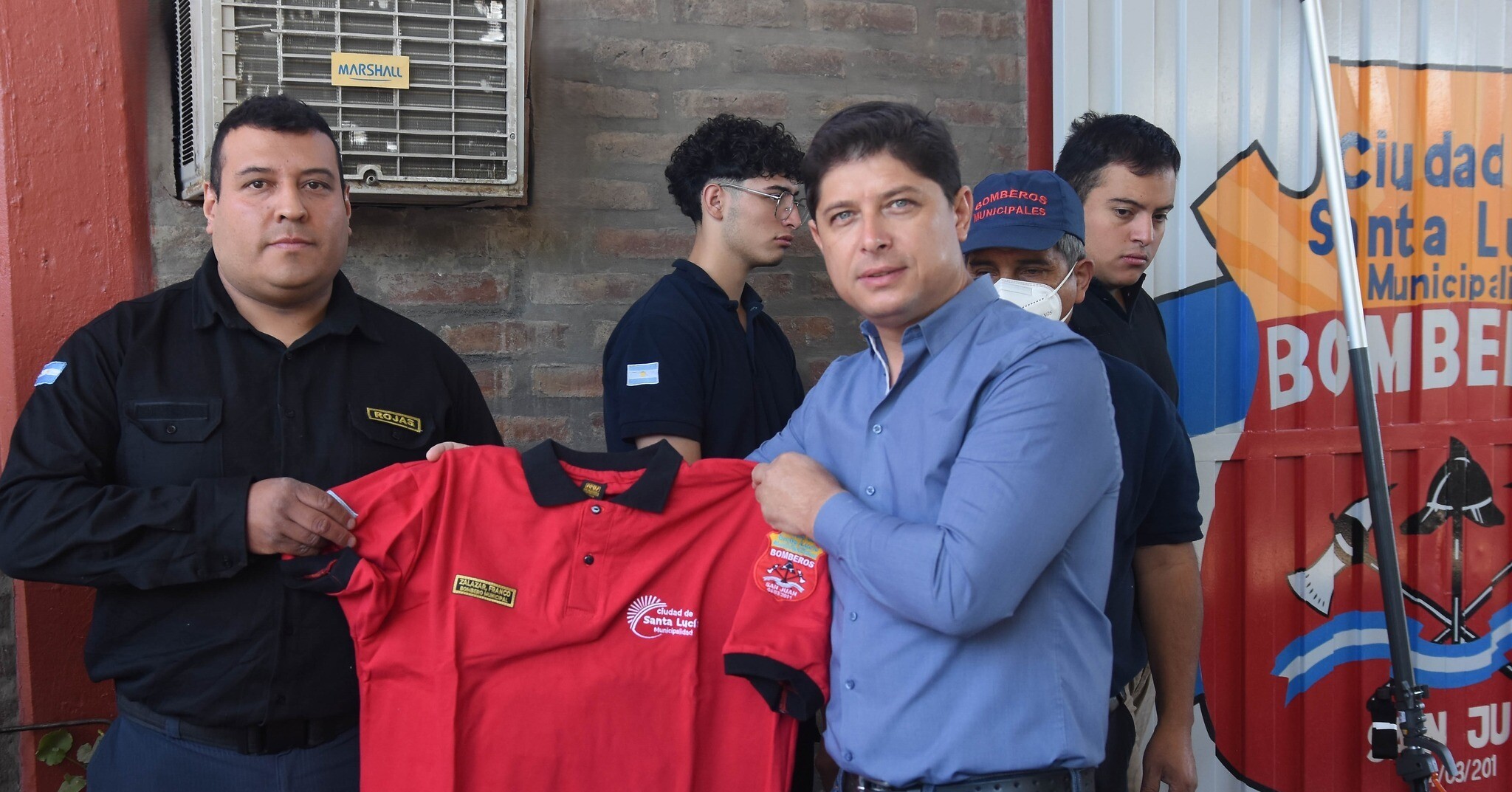 jj en cuartel dos678637_1124807905689755_2744757018088234500_n.jpg