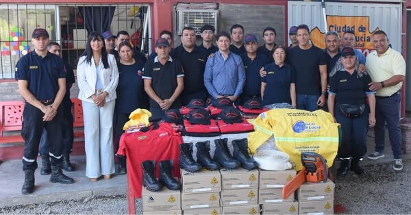 El intendente de la Ciudad de Santa Lucia,Juan Jose Orrego, señalo que desde su gestión sigue trabajando cuidando a quienes nos cuidan en el dia a dia.