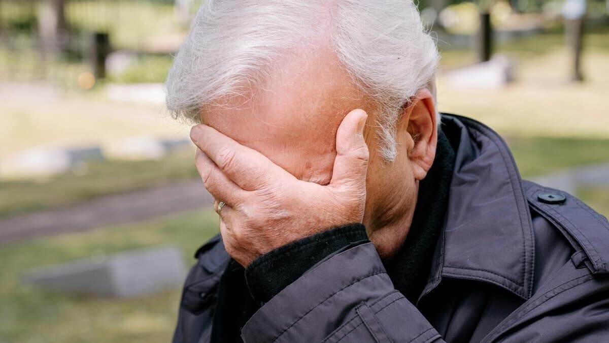 🧓💥 Después de la euforia, se acuerda que su jubilación no le alcanza