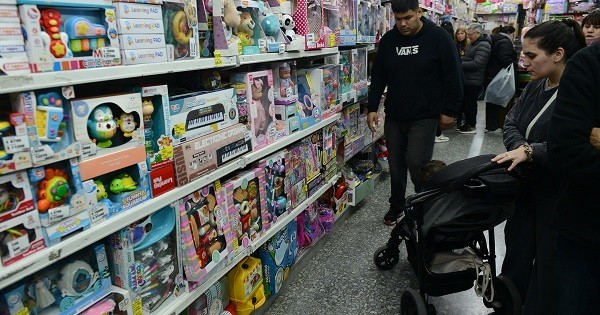 Día del Niño 2025: las ventas cayeron y el gasto promedio se hundió 21,1%