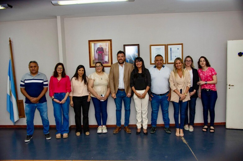 La Dirección de Personas con Discapacidad realizó operativo con la Junta Itinerante en el Departamento de Santa Lucía donde se pudieron evaluar a 30 personas que se encontraban esperando turnos para tramitar el Certificado Único de Discapacidad.