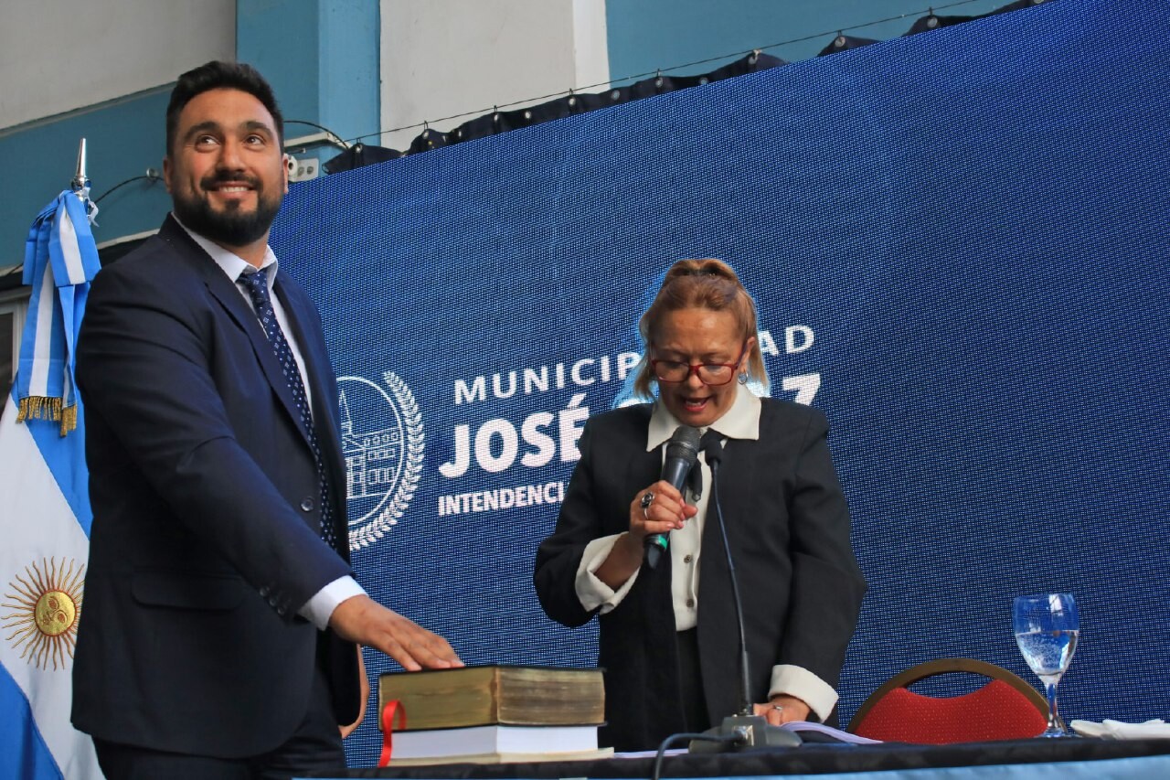 EN MEDIO DE UN ESCÁNDALO DESPLAZARON A MOSCARINI DE LA CONSTRUCTORA MUNICIPAL DE JOSÉ C. PAZ