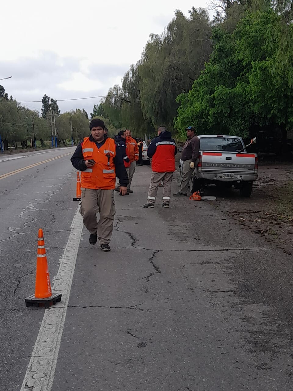 La Municipalidad de 9 de Julio debio socorrer a  muchas familias del departamento  y ser asistidas por las autoridades departamentales .