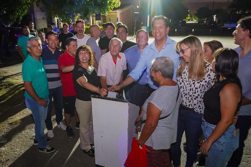 El Municipio de Pocito sigue inaugurando luminarias led en distintos sectores del departamento.
