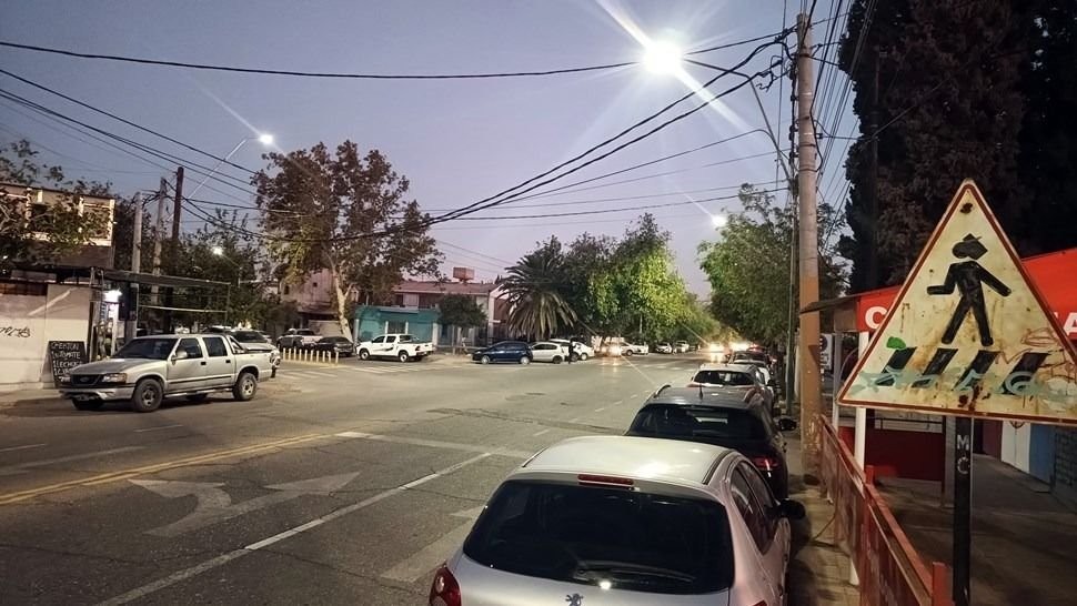 Por Obras de pavimentación que buscan  mejorar la circulación vehicular el municipio de la Ciudad de San Juan retirara temporalmente reductores de velocidad en Paula Albarracín de Sarmiento.