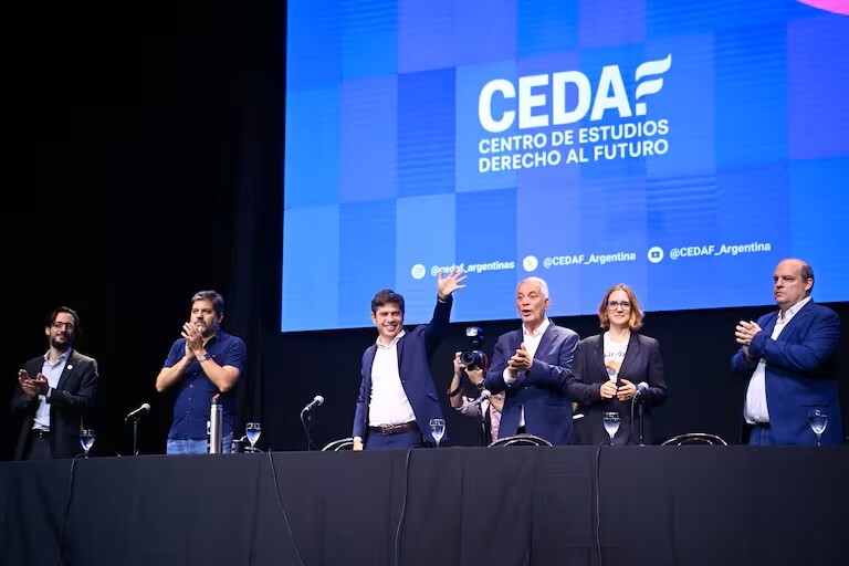 Con la mira puesta en la presidencia Kicillof lazó su usina de ideas