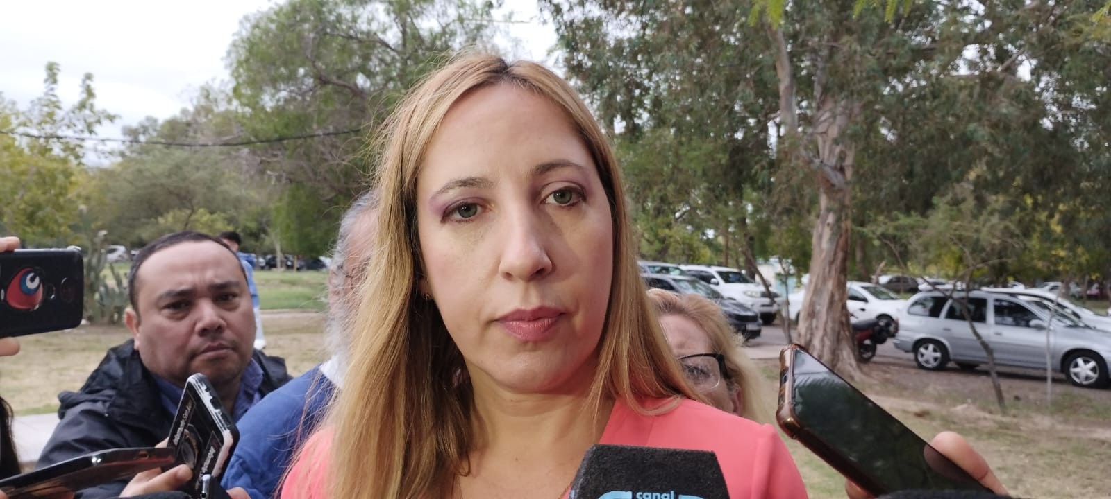 Ministro de Gobierno Laura Palma: «niega se haya cambiado la fecha de caducidad de la Credencial Estudiantil»