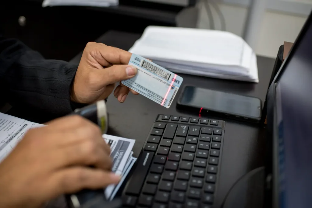 licencias1-1024x684.webp Comienzan a regir en Salta algunas modificaciones de la Ley de Tránsito