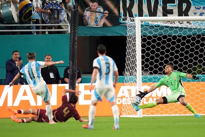 Argentina derrotó a Venezuela con gol de Lo Celso