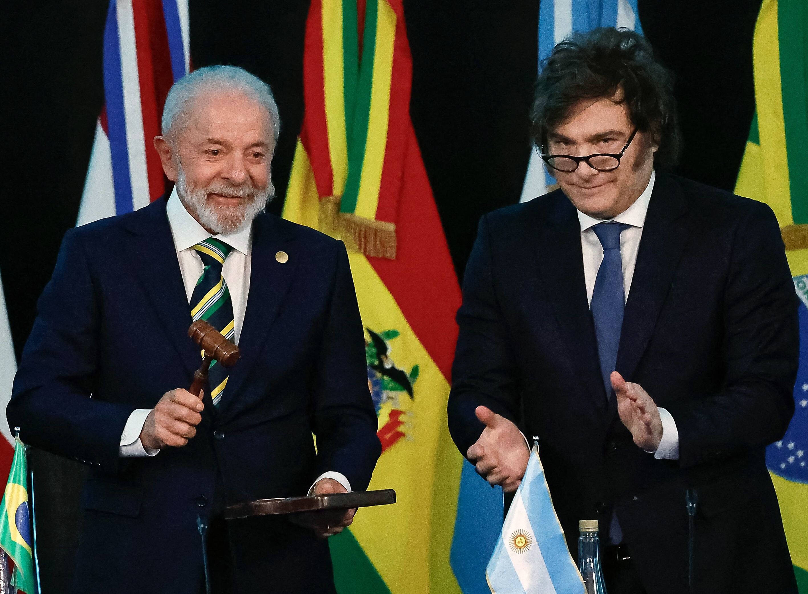 lula-milei.jpg Distancia palpable en el Mercosur: el saludo frío entre Javier Milei y Lula da Silva que marcó la cumbre