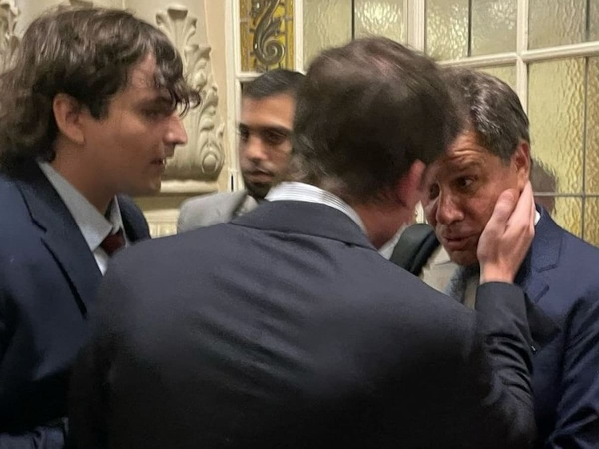 Cámara Federal anula archivo de denuncia de Facundo Manes contra Santiago Caputo