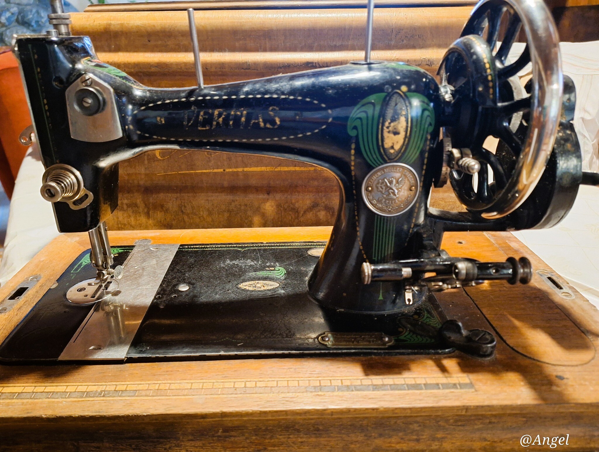 maquina coser veritas1.jpg