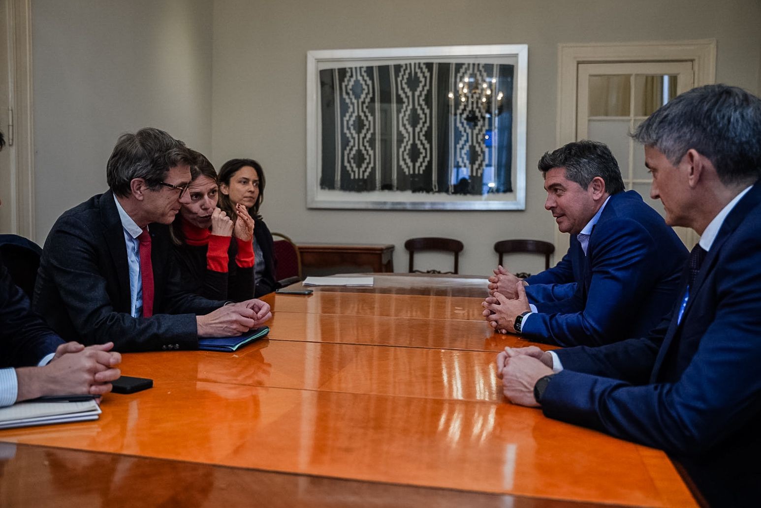 El Gobernador Orrego se reunió con el viceministro de Metales Estratégicos de Francia