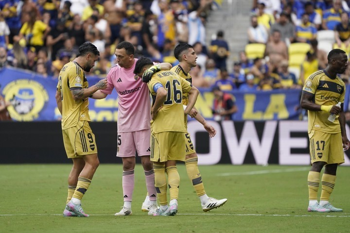 Ganó Benfica, Boca jugó horrible y se quedó fuera del Mundial
