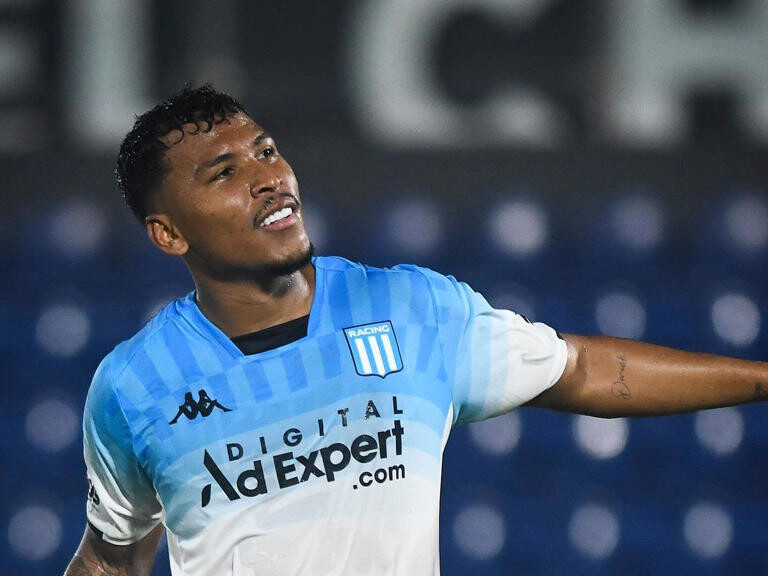 Sudamericana: Racing busca la semi ante el difícil Paranaense