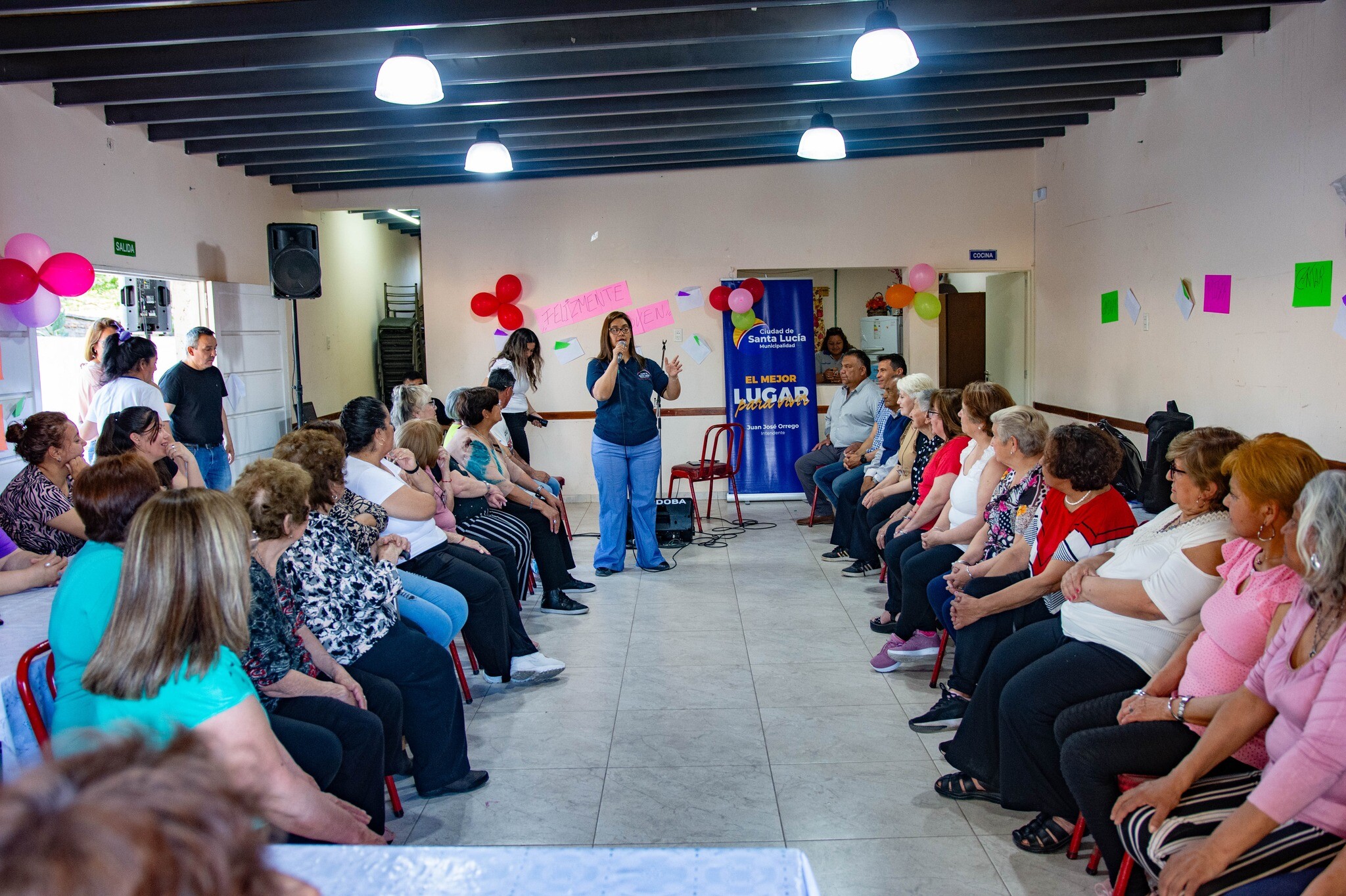 El municipio de la ciudad de Santa Lucia celebro el Día Internacional del Adulto Mayor en un encuentro  junto a ellos.