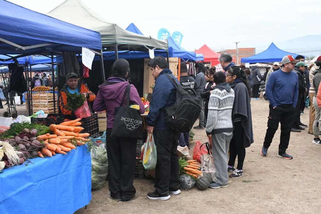 mercadoentubarrio3-1024x683.webp