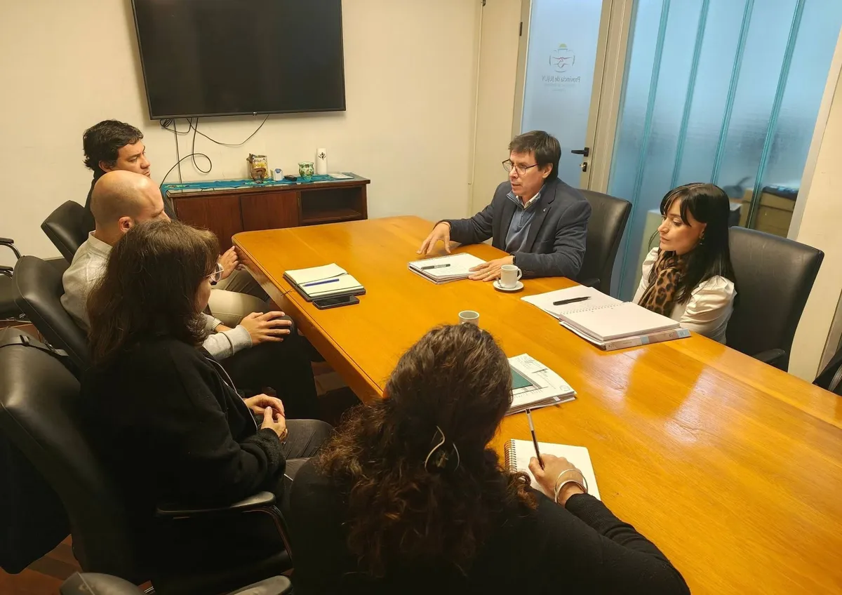 El Ministerio de Hacienda y Finanzas coordina la implementación administrativa de la recategorización del personal