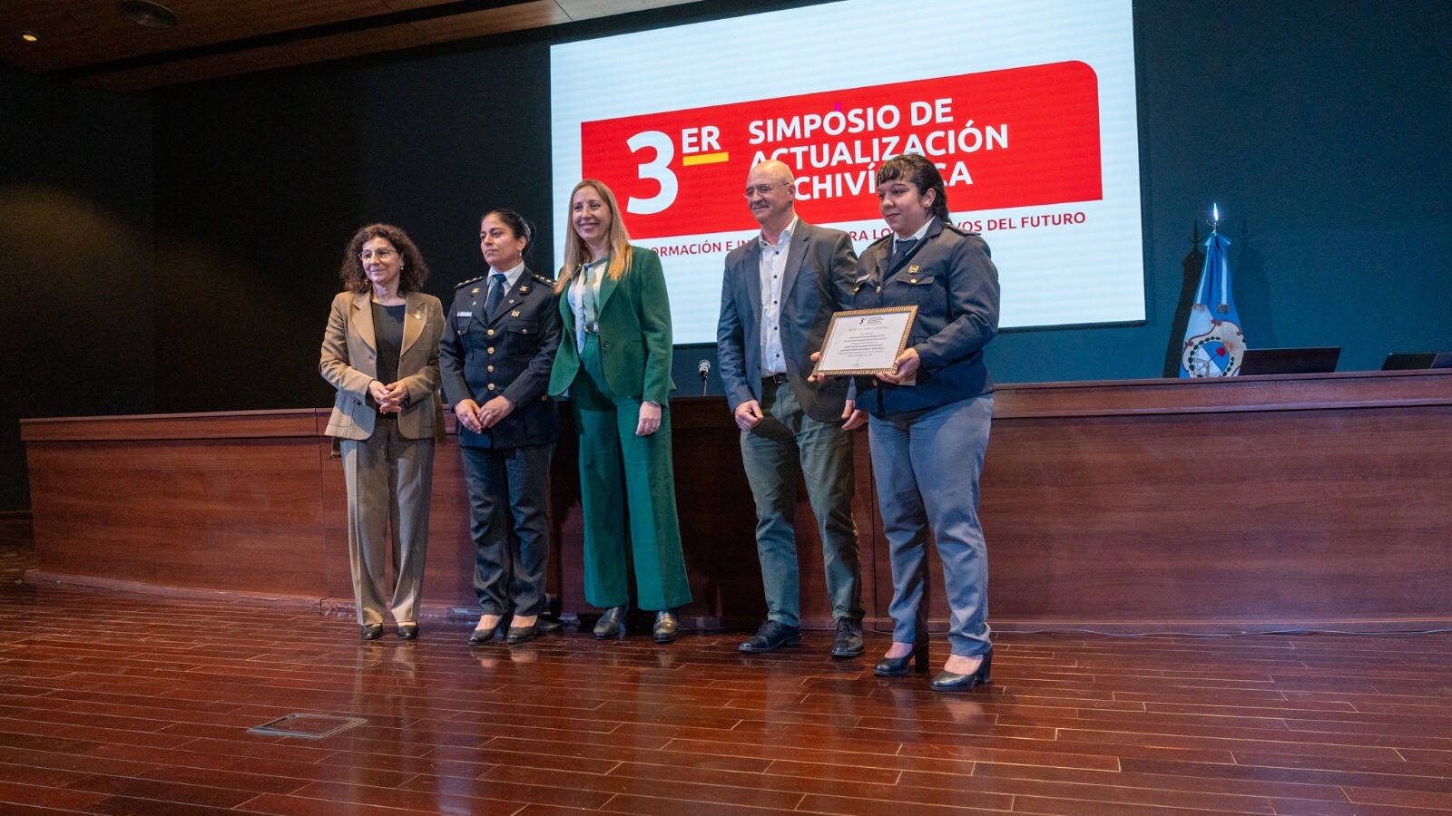 modernización de los archivos-3.jpeg