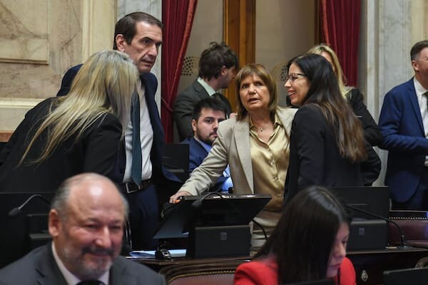El oficialismo modificó su propuesta sobre la Ley de Tierras