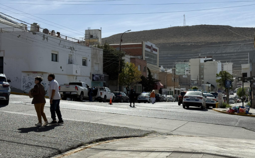 Conmoción en el centro: un hombre de 82 años murió en plena vía pública