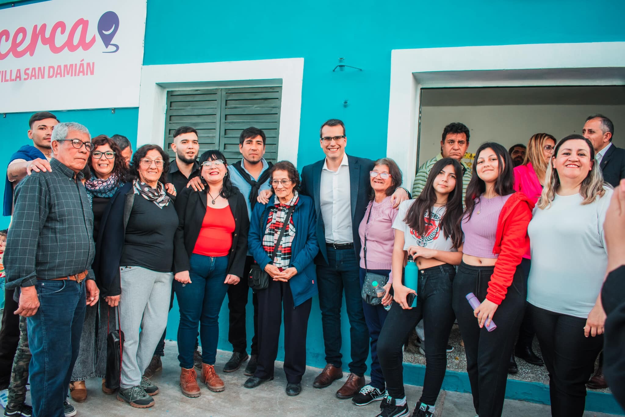 Como parte de las celebraciones por el aniversario 82º de Rawson,el intendente Carlos Munisaga dejo inaugurado  el tercer Centro de Atención Barrial “Municerca” en la Unión Vecinal de Villa San Damián.