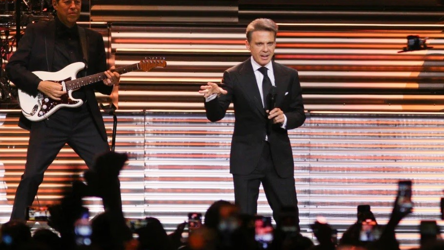 Luis Miguel anunció su regreso a los escenarios con una nueva gira mundial en 2027