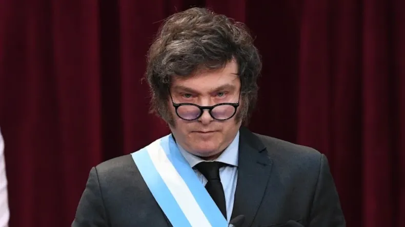 nac.webp Con un recinto del Congreso semi vacío y cacerolazos en las afueras, Milei le habló a los propios legisladores