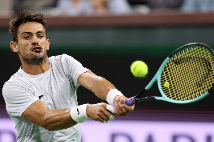Navone metió un batacazo y es el único varón sobreviviente en Wimbledon