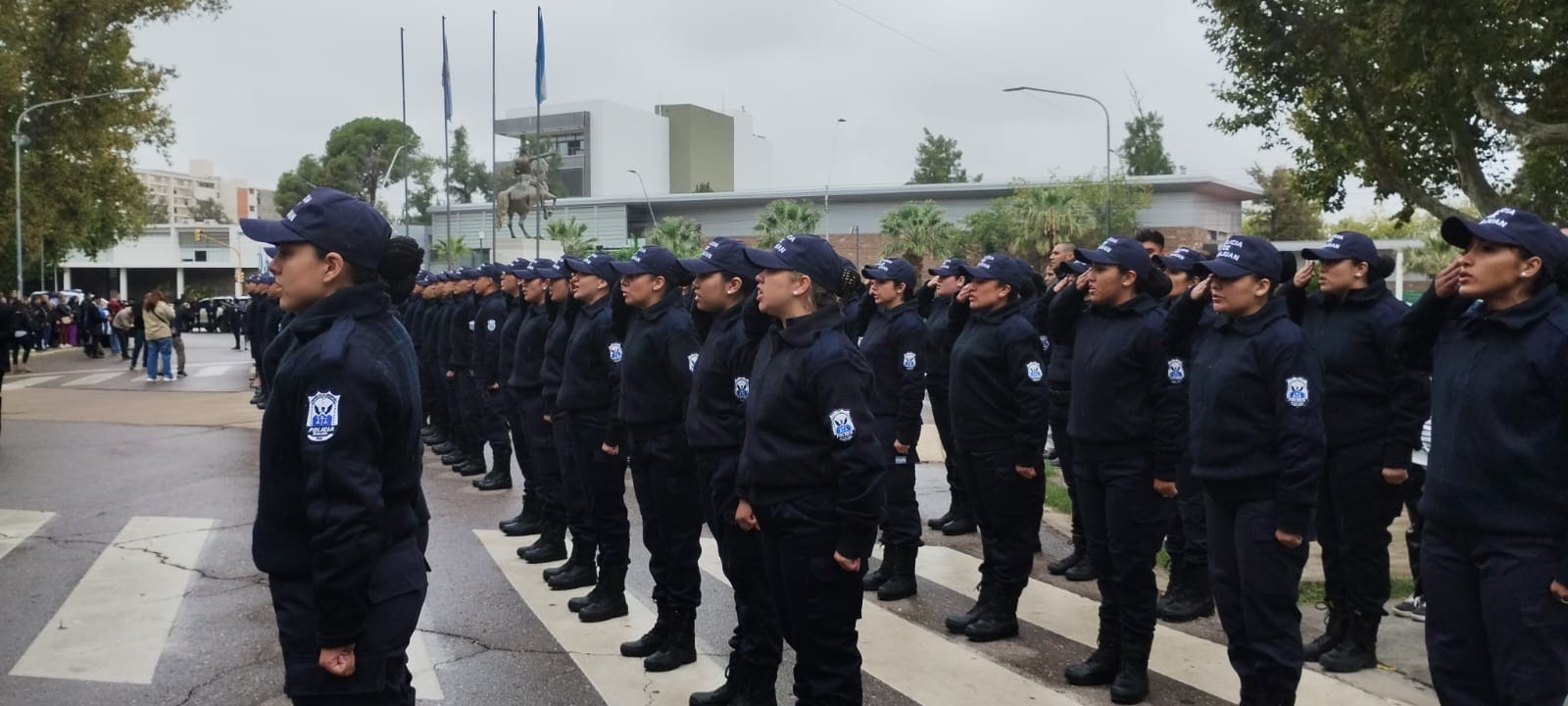 nombramiento-entrega-unidades-policia-7.jpeg