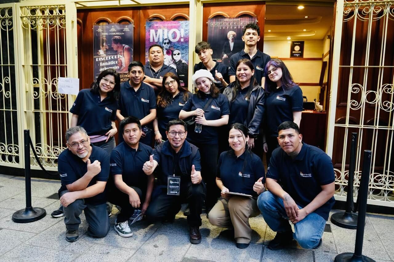 nota teatro 5.jpg nota teatro 5.jpg