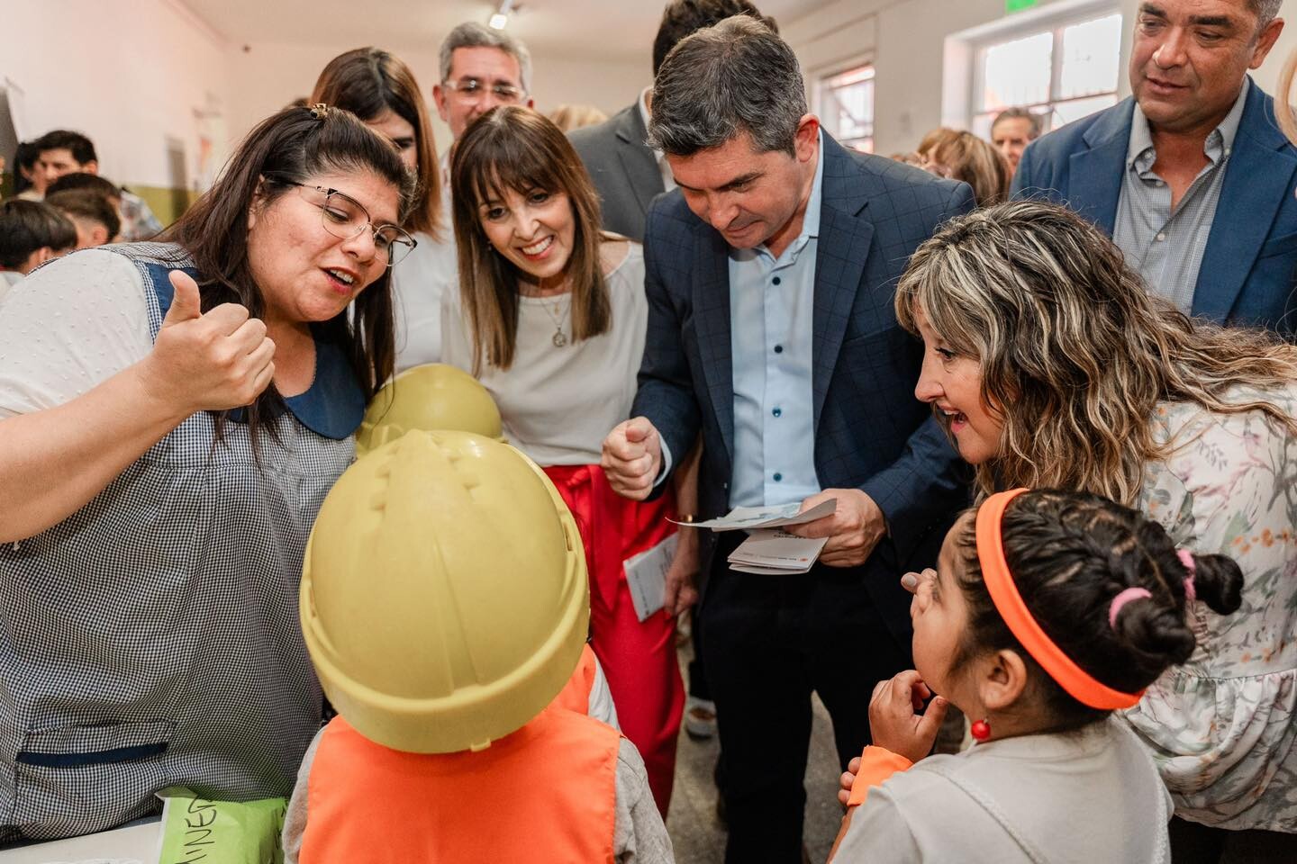 Durante el ultimo Operativo Integral llevado a cabo por el gobierno en Capital,el gobernador Marcelo Orrego señalo que  “El objetivo de estos operativos es construir un Estado cercano”