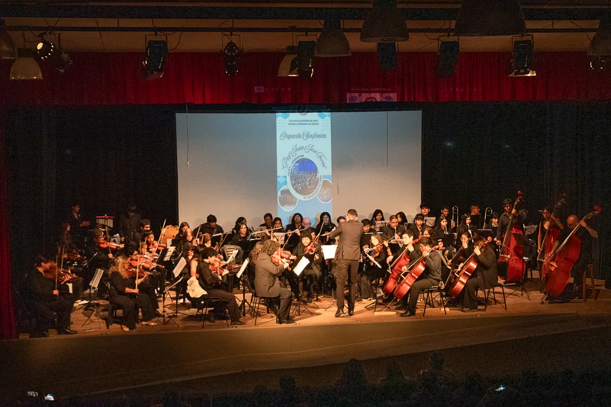 La Orquesta Sinfónica y la Jujeña Jazz Band «Prof. Juan José Funes» celebraron su 46º aniversario