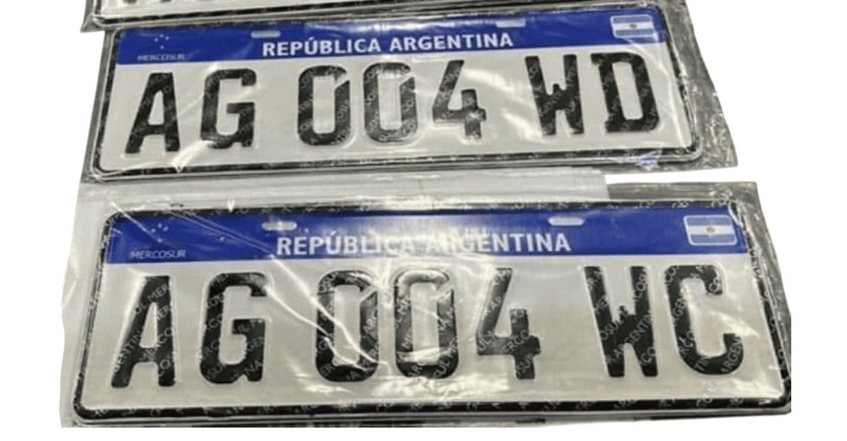 Multas de hasta 0.000 por circular sin patente metálica en autos 0 km