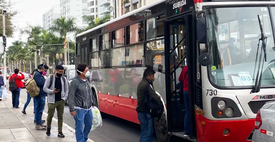 Baja pronunciada en el uso de transporte público